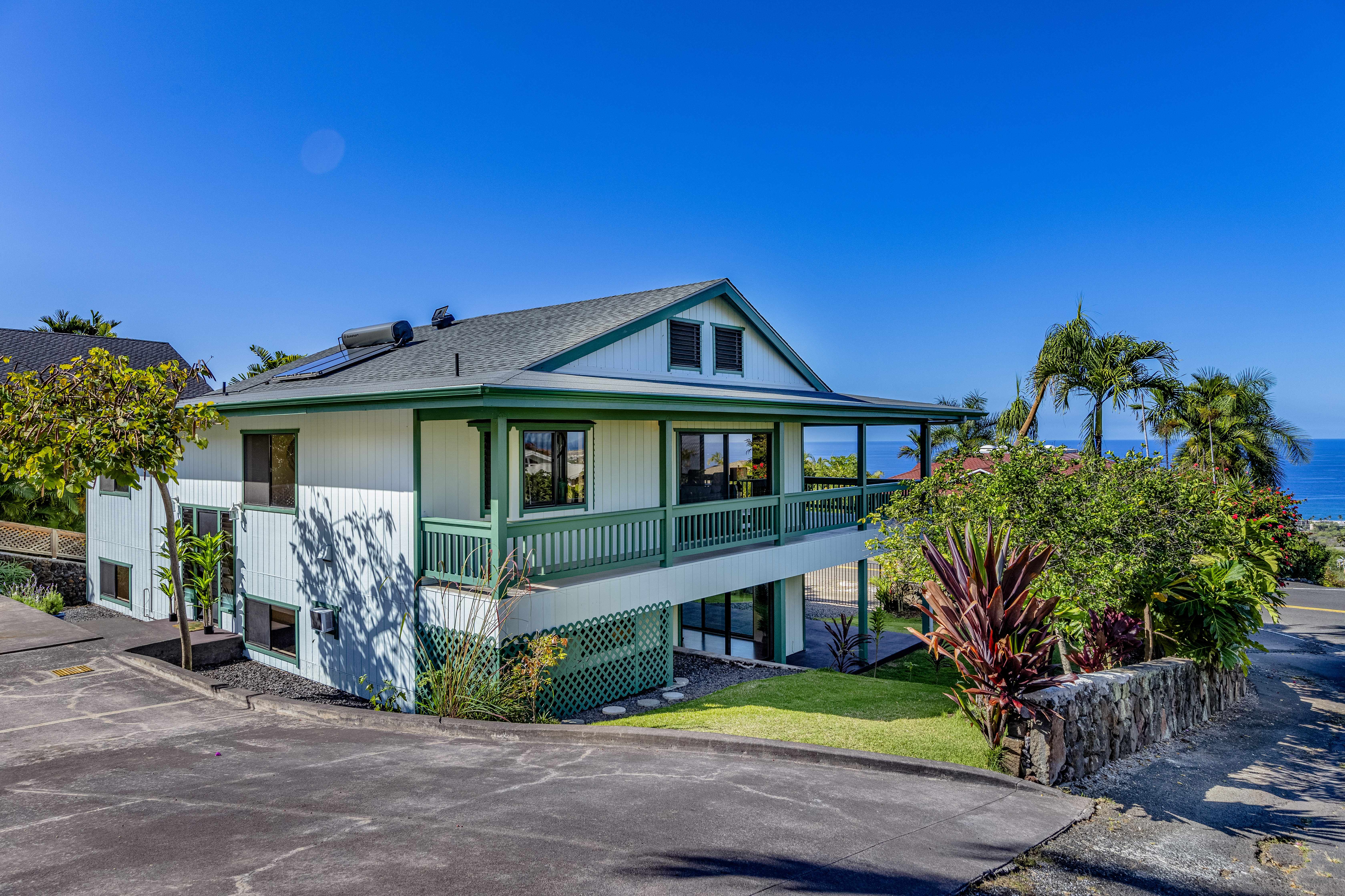 Kailua-kona, HI 96740,77-298 WIKOLIA ST