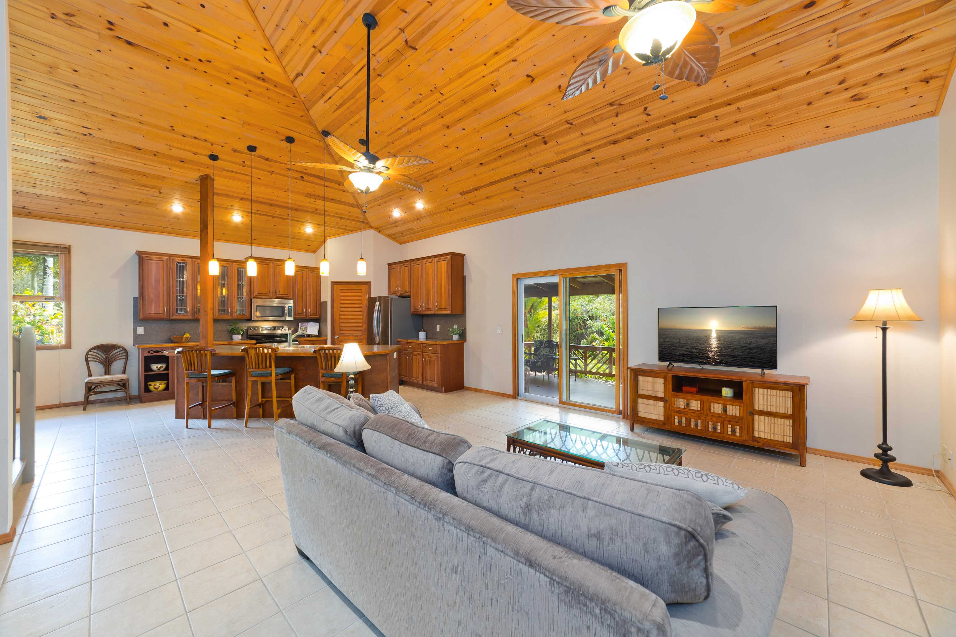 Kurtistown, HI 96749,16-1200 40TH AVE