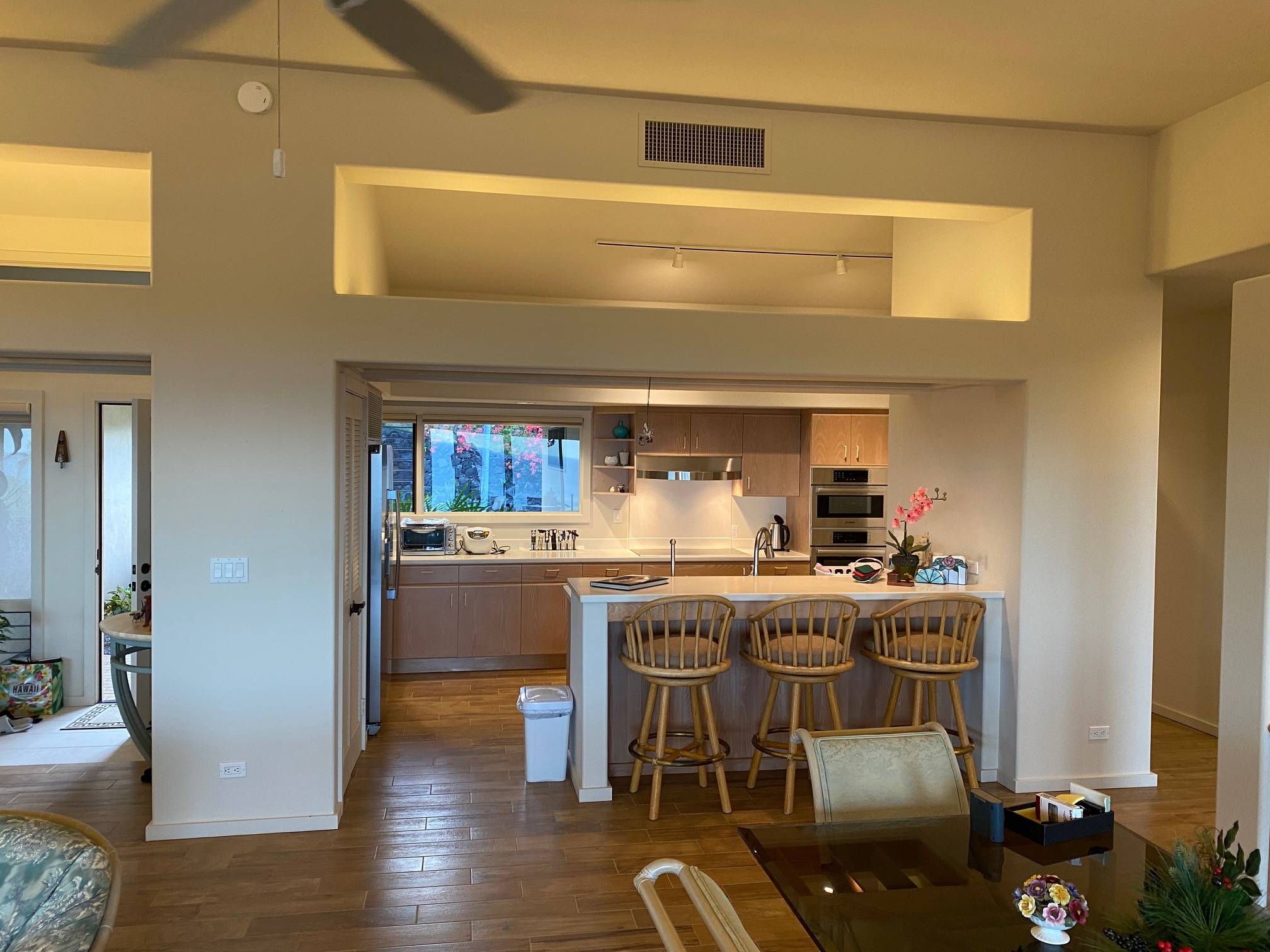 Kailua-kona, HI 96740,78-6980 KALUNA ST #155