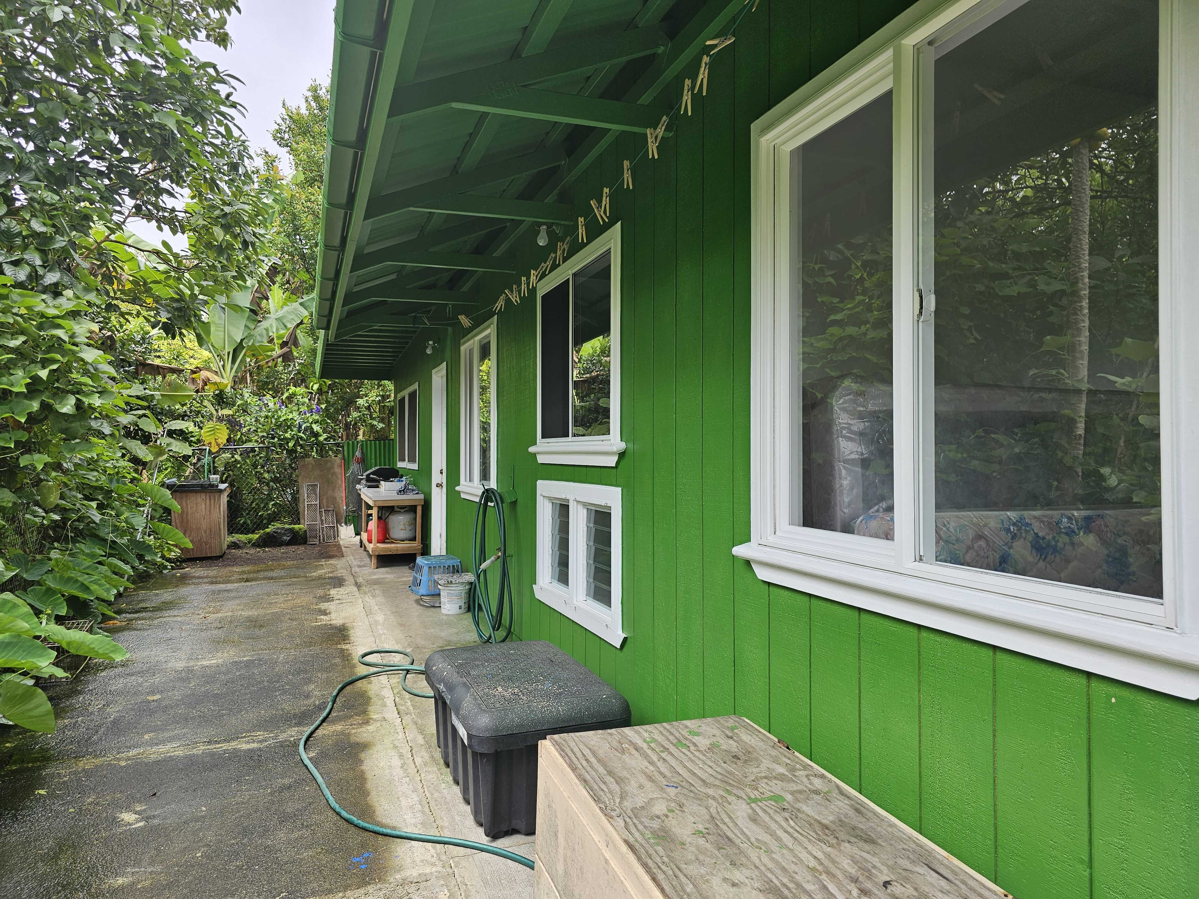 Mountain View, HI 96760,16-1754 UHINI ANA RD