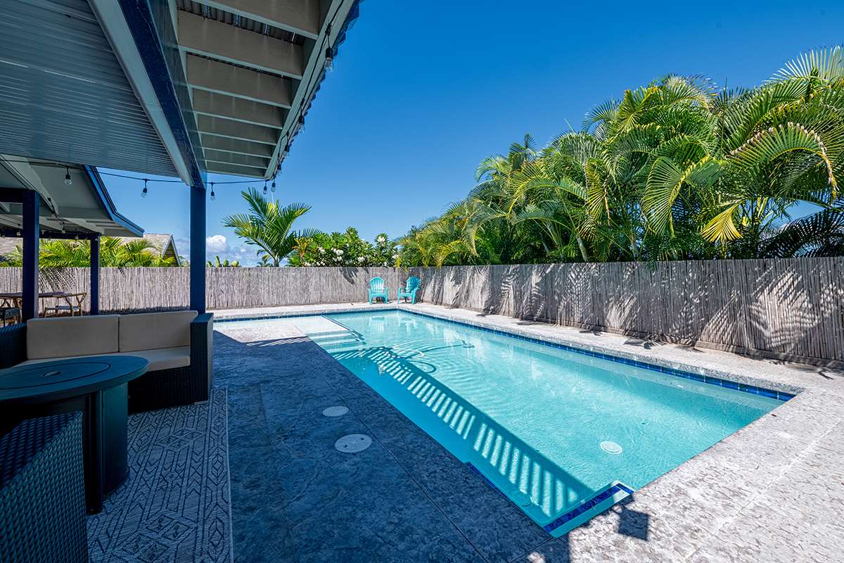Kailua-kona, HI 96740,77-153 HOOILINA CT