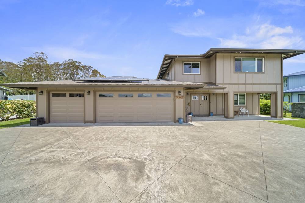 Hilo, HI 96720,27-2470 KAHALA PL