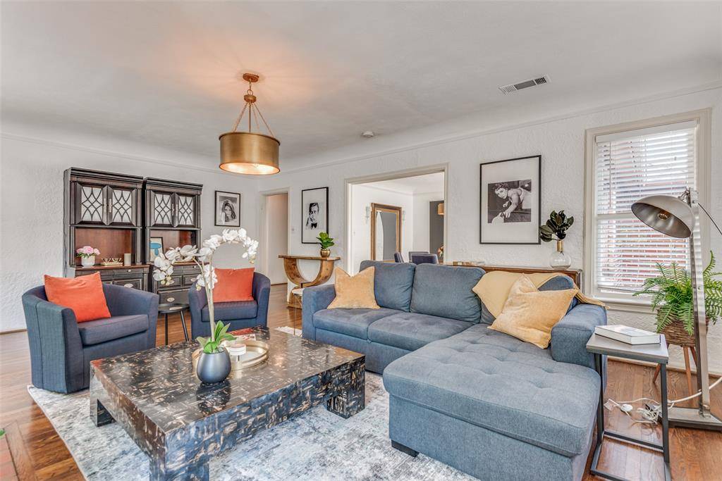 Dallas, TX 75219,4152 Prescott Avenue