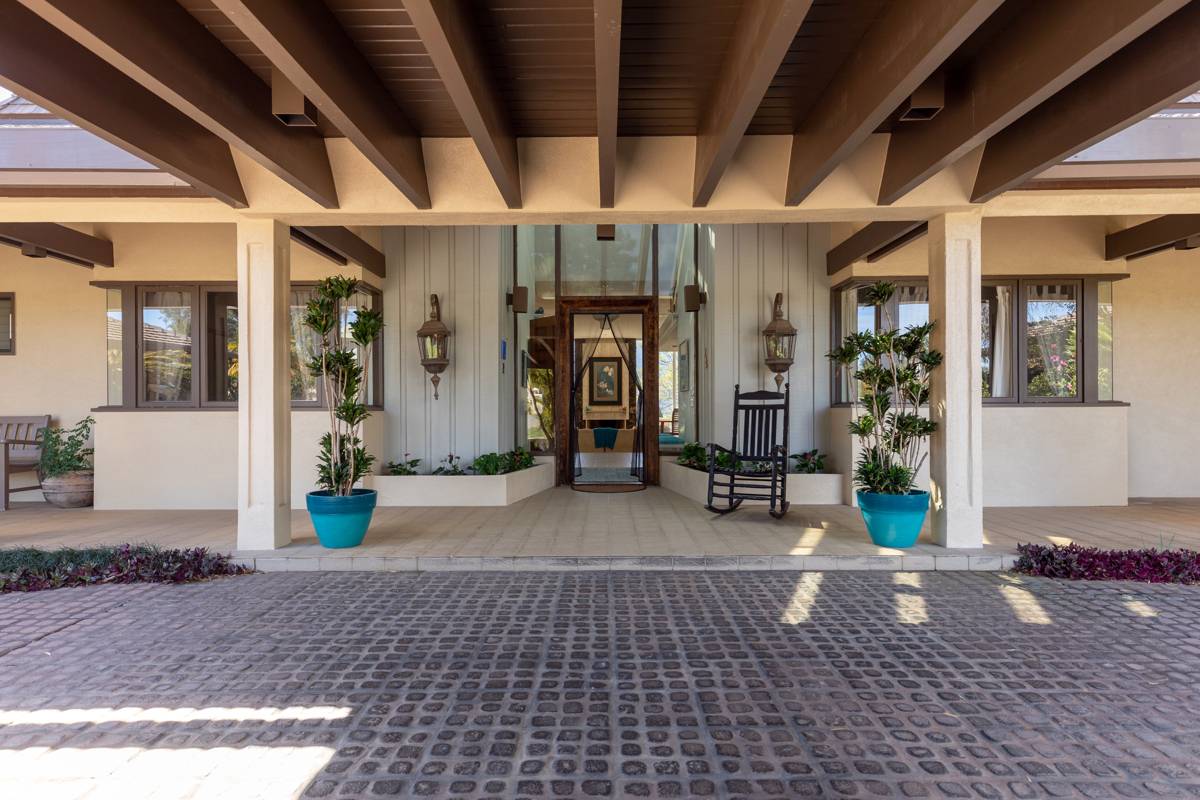 Kailua-kona, HI 96740,71-1638 PUU NAPOO DR