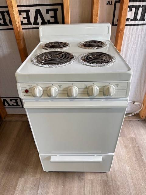 Volcano, HI 96785,19-3956 HOONANEA ST