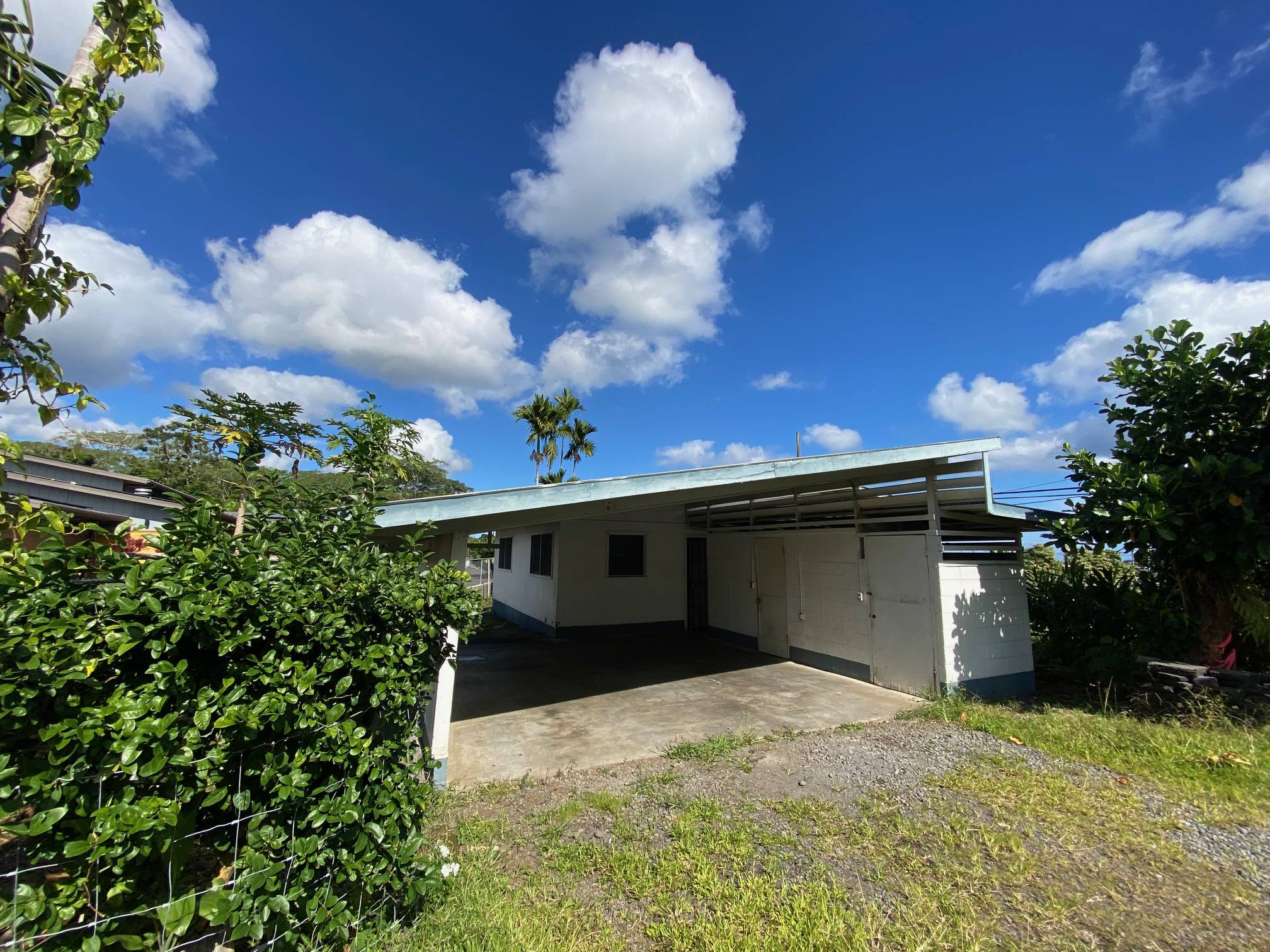 Hilo, HI 96720,414 KAPIOLANI ST