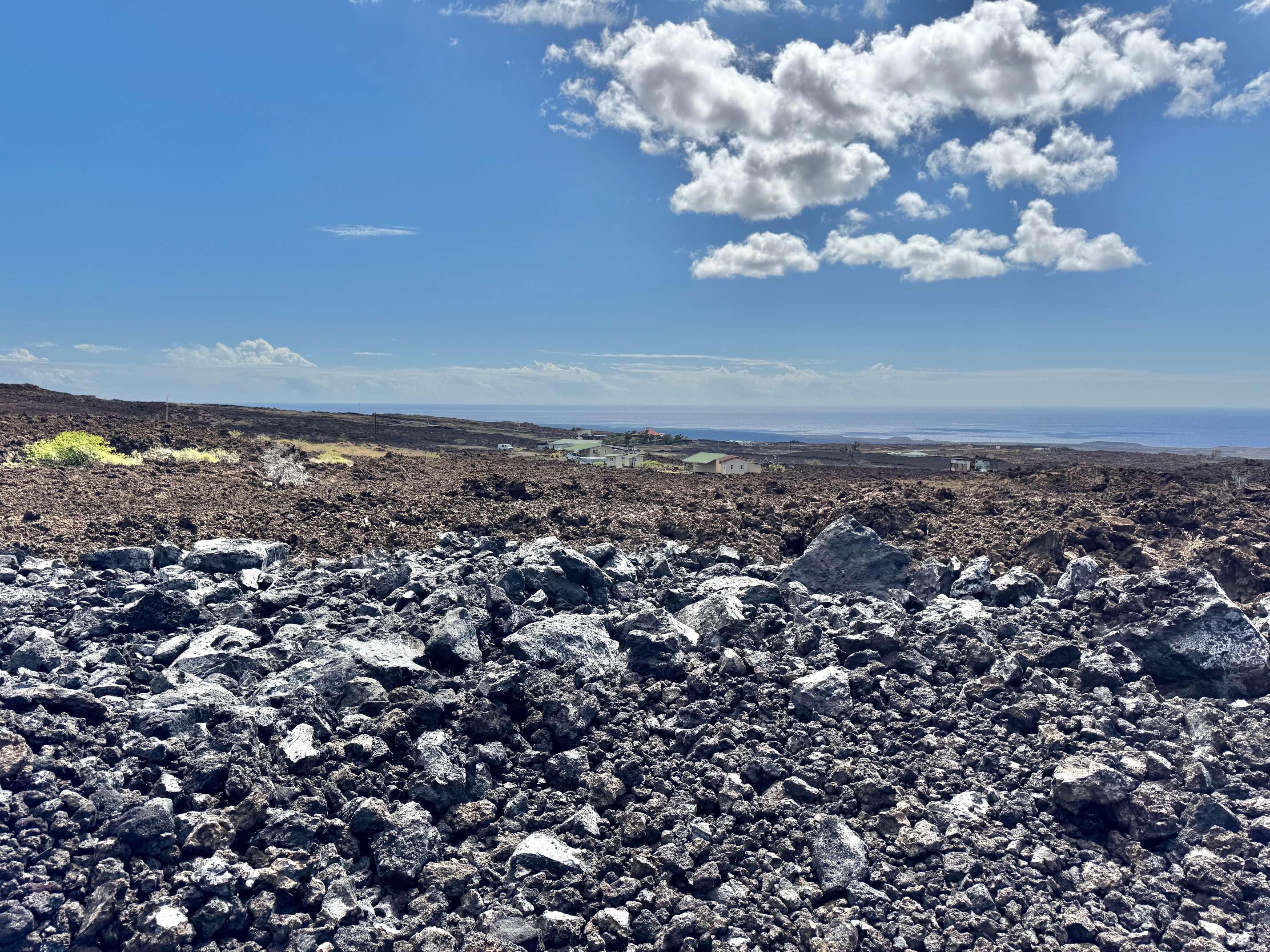 Ocean View, HI 96737,92-8381 MENEHUNE DR