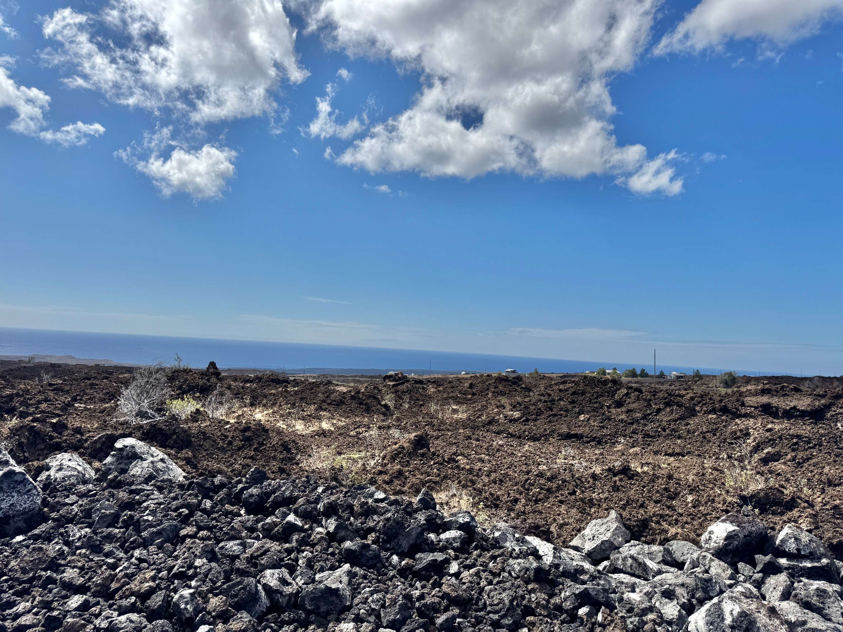 Ocean View, HI 96737,92-8381 MENEHUNE DR