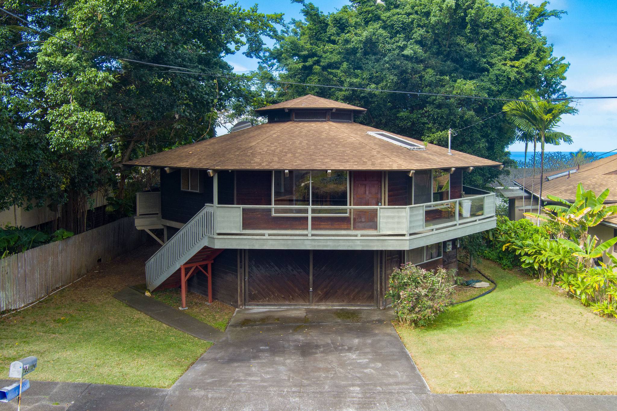 Kailua-kona, HI 96740,74-5024 HUAALA ST
