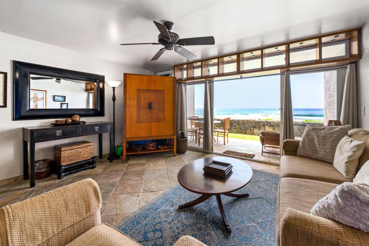 Kailua-kona, HI 96740,75-5888 ALII DR #A4
