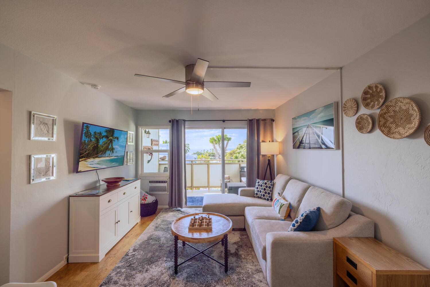 Kailua-kona, HI 96740,74-5618 PALANI RD #C7