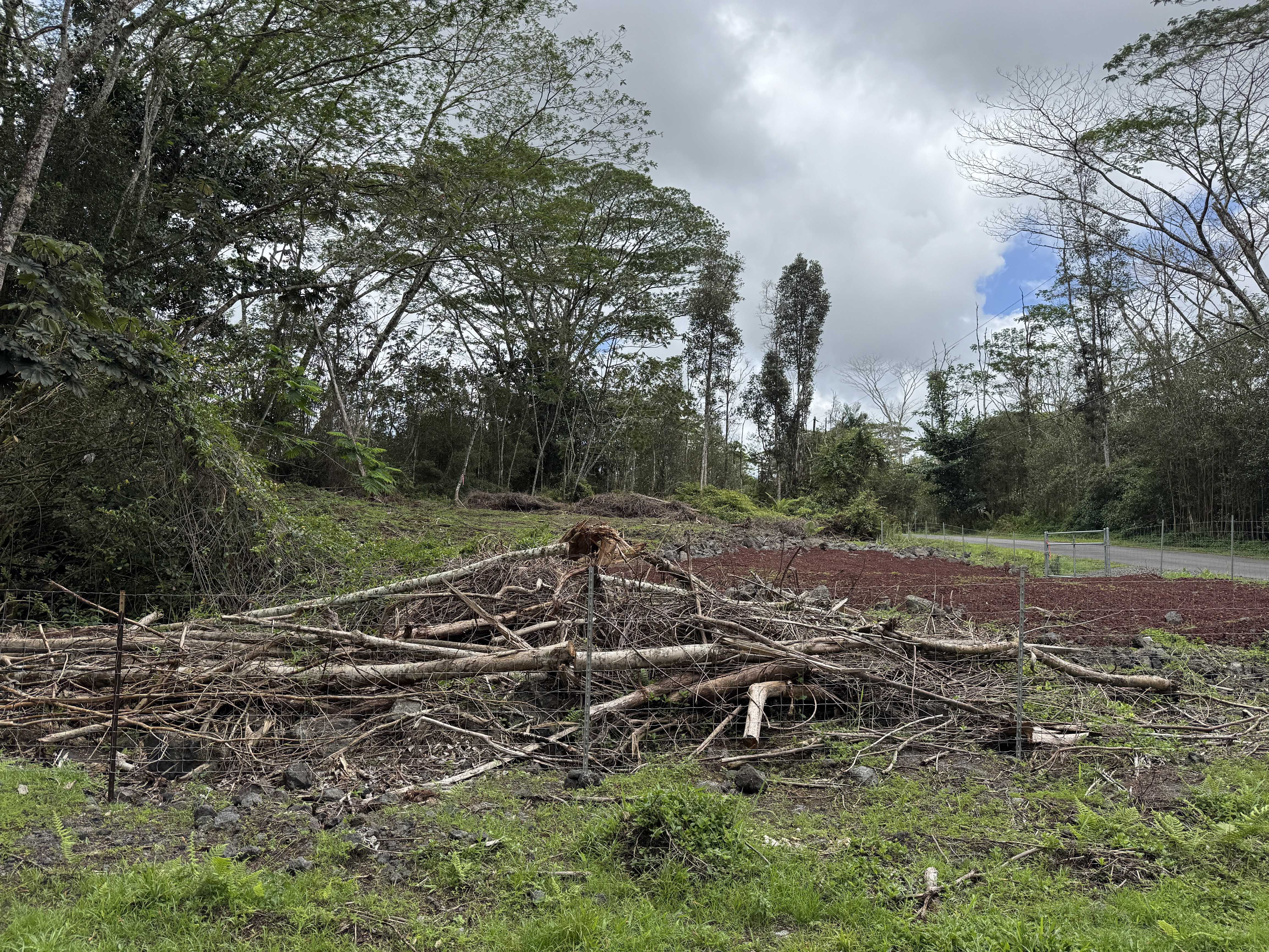 Pahoa, HI 96778,14-655 KAPUNA RD