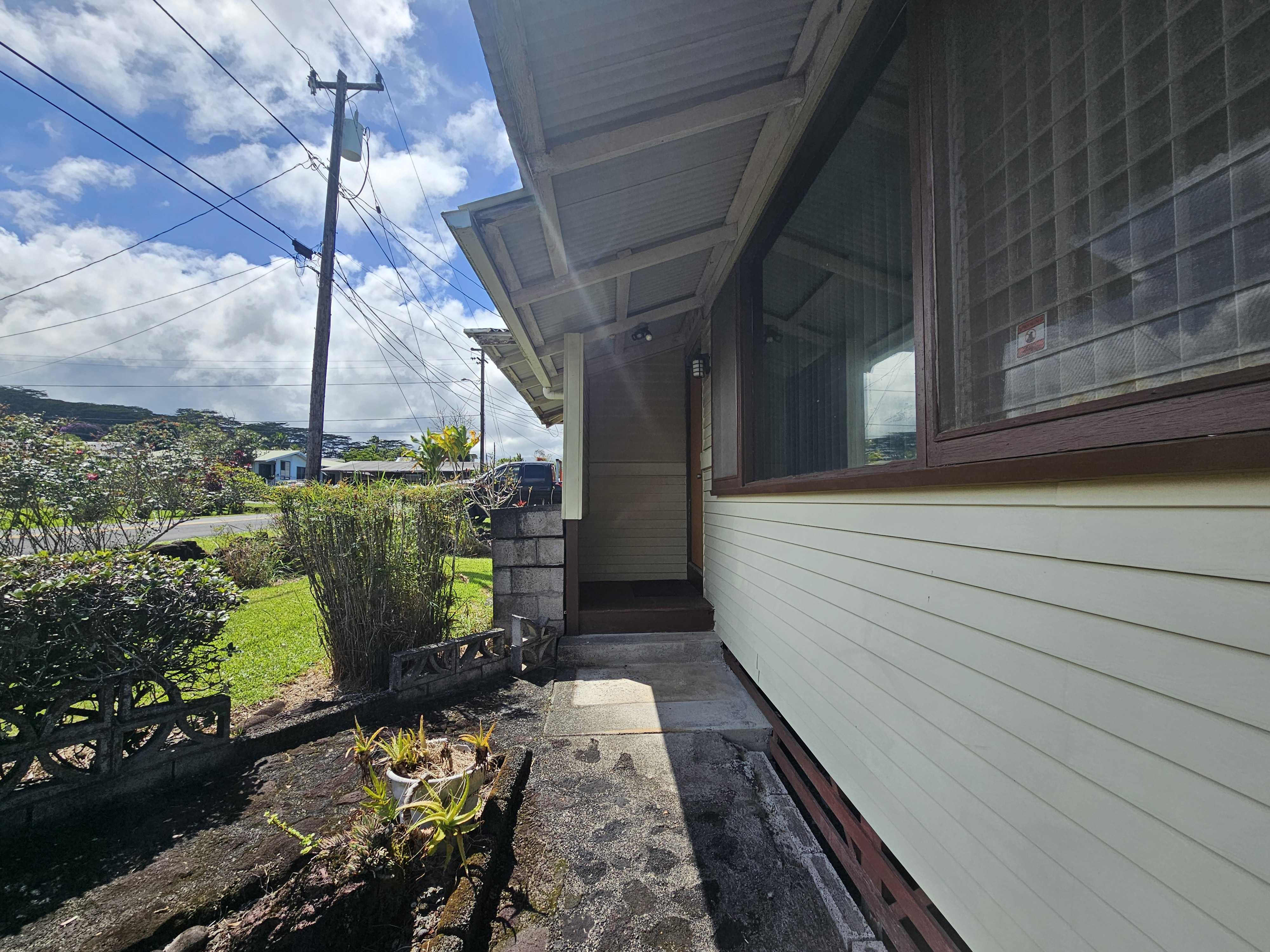 Hilo, HI 96720,18 HUAALANI DR