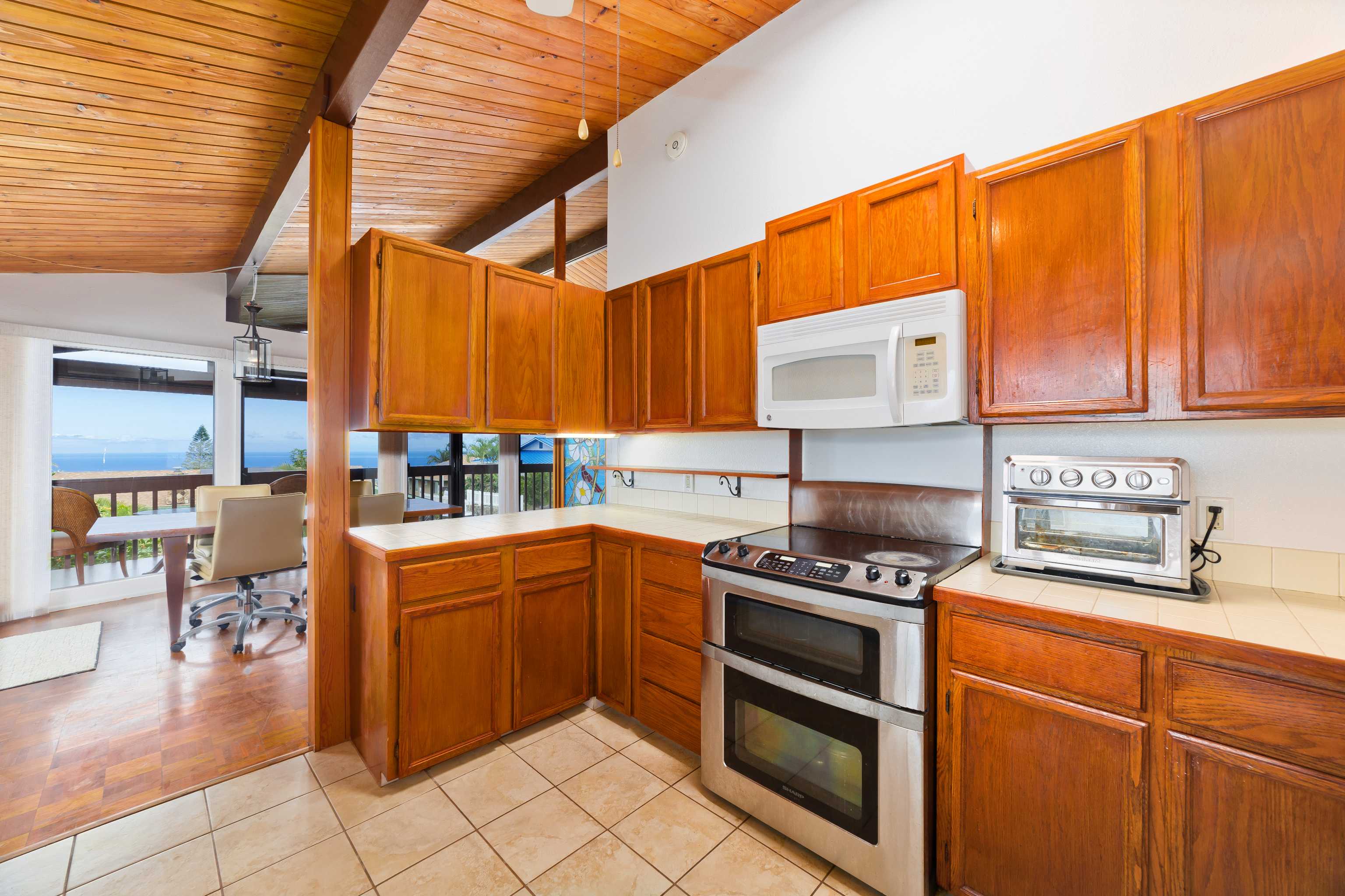 Kailua-kona, HI 96740,73-4327 ONEONE ST