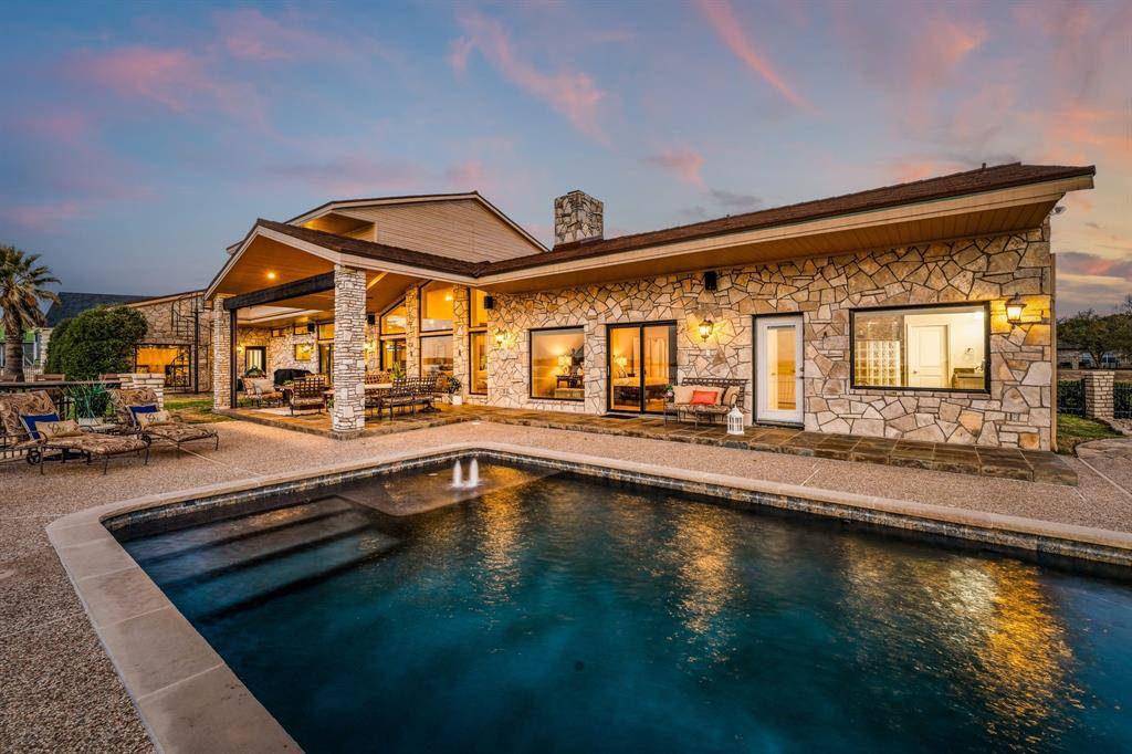 Granbury, TX 76049,6100 Gran Tera Court
