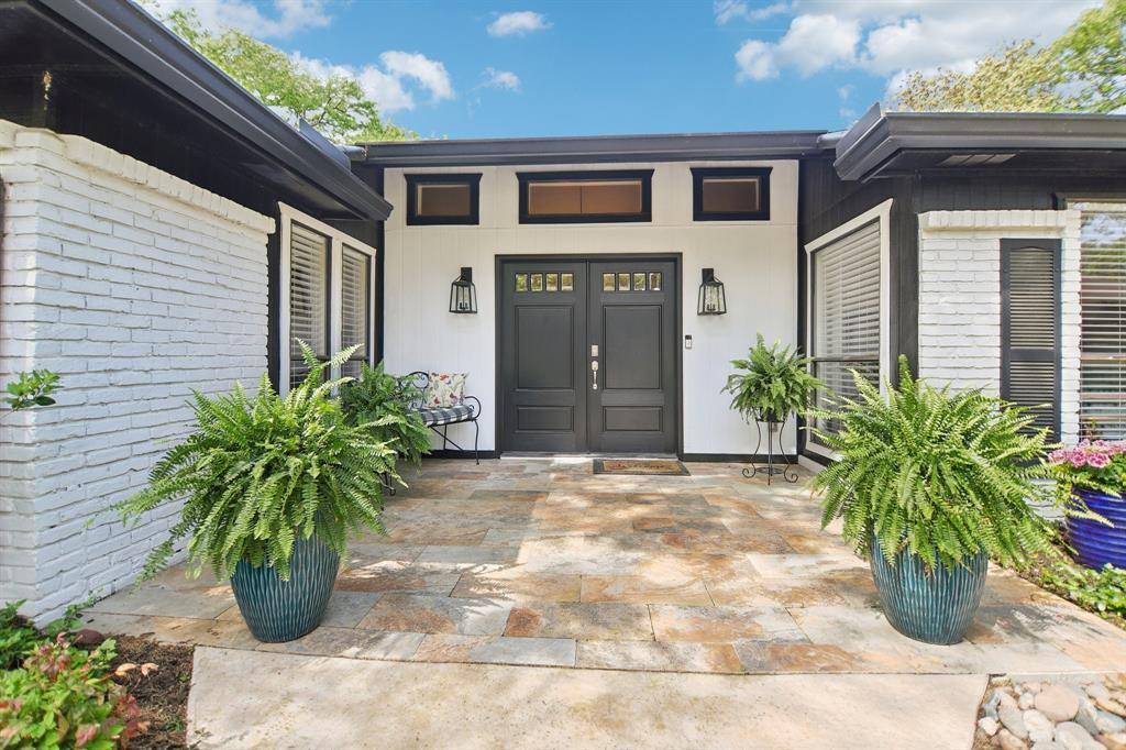 Arlington, TX 76012,2214 Prestonwood Drive