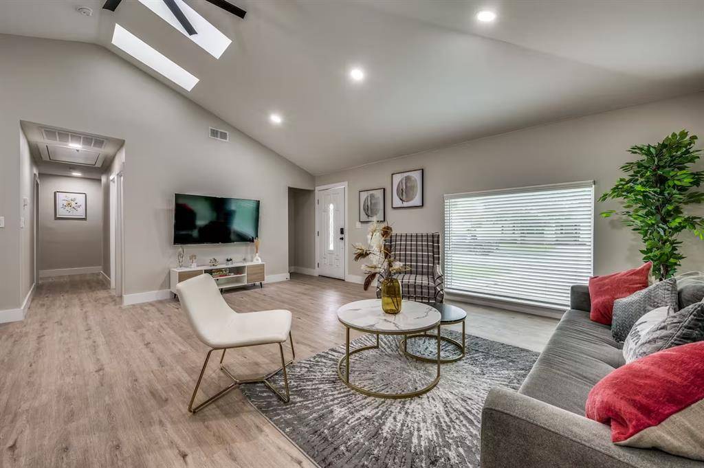 Irving, TX 75060,1409 Schulze Drive