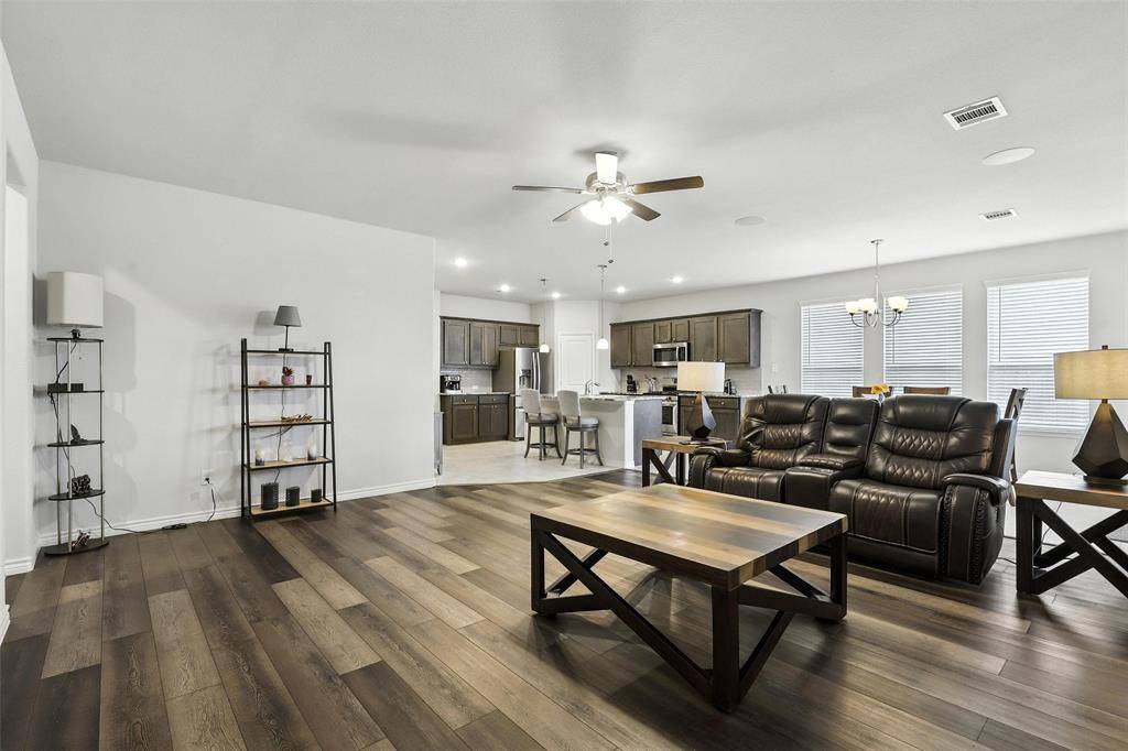 Benbrook, TX 76116,4004 Bendale Road