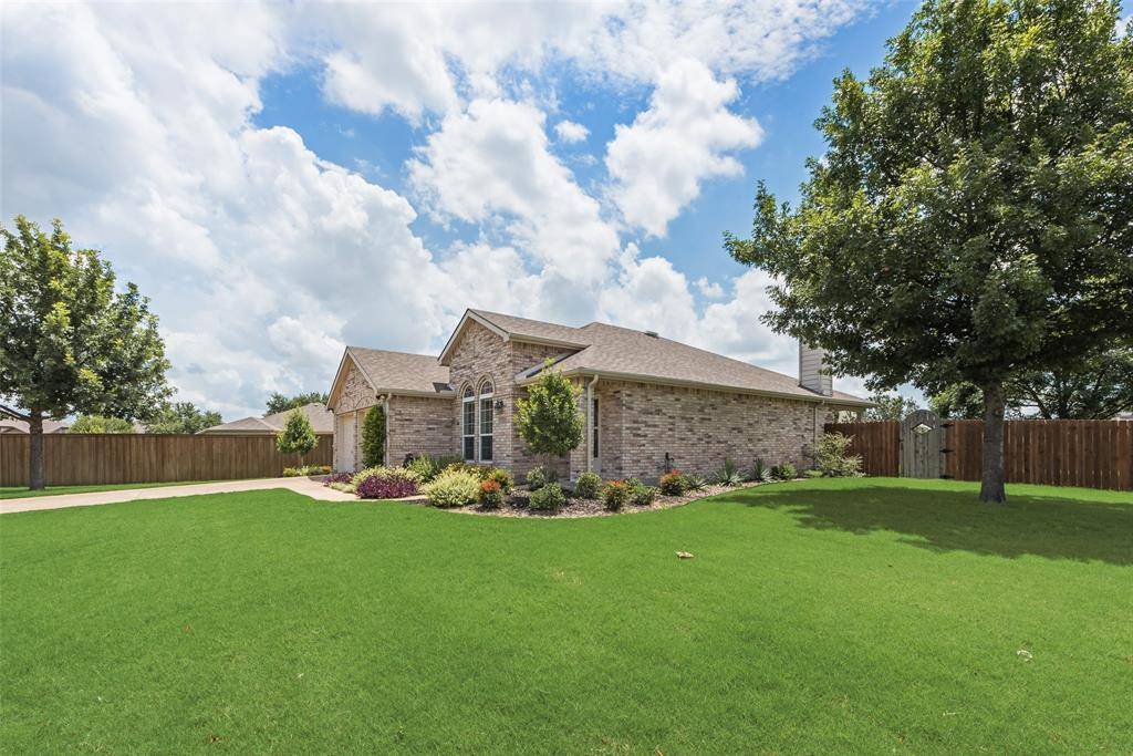 Forney, TX 75126,122 Ashbrook Trail