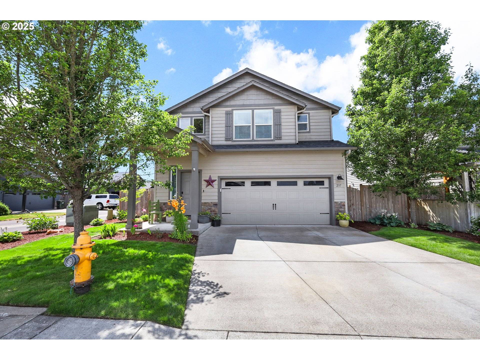 Junction City, OR 97448,237 SUMAC CT