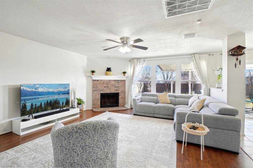 Little Elm, TX 75068,1421 Laurel Hall Lane