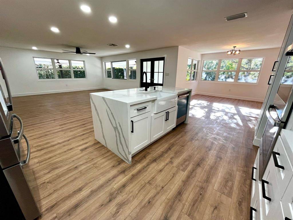 Plantation, FL 33317,216 Bayberry Dr