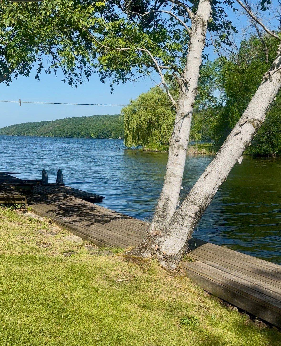 Westport, ON K0G 1X0,49 Mountain RD