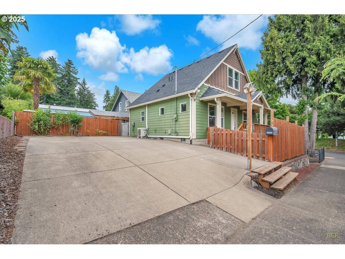 Portland, OR 97203,10387 N MOHAWK AVE