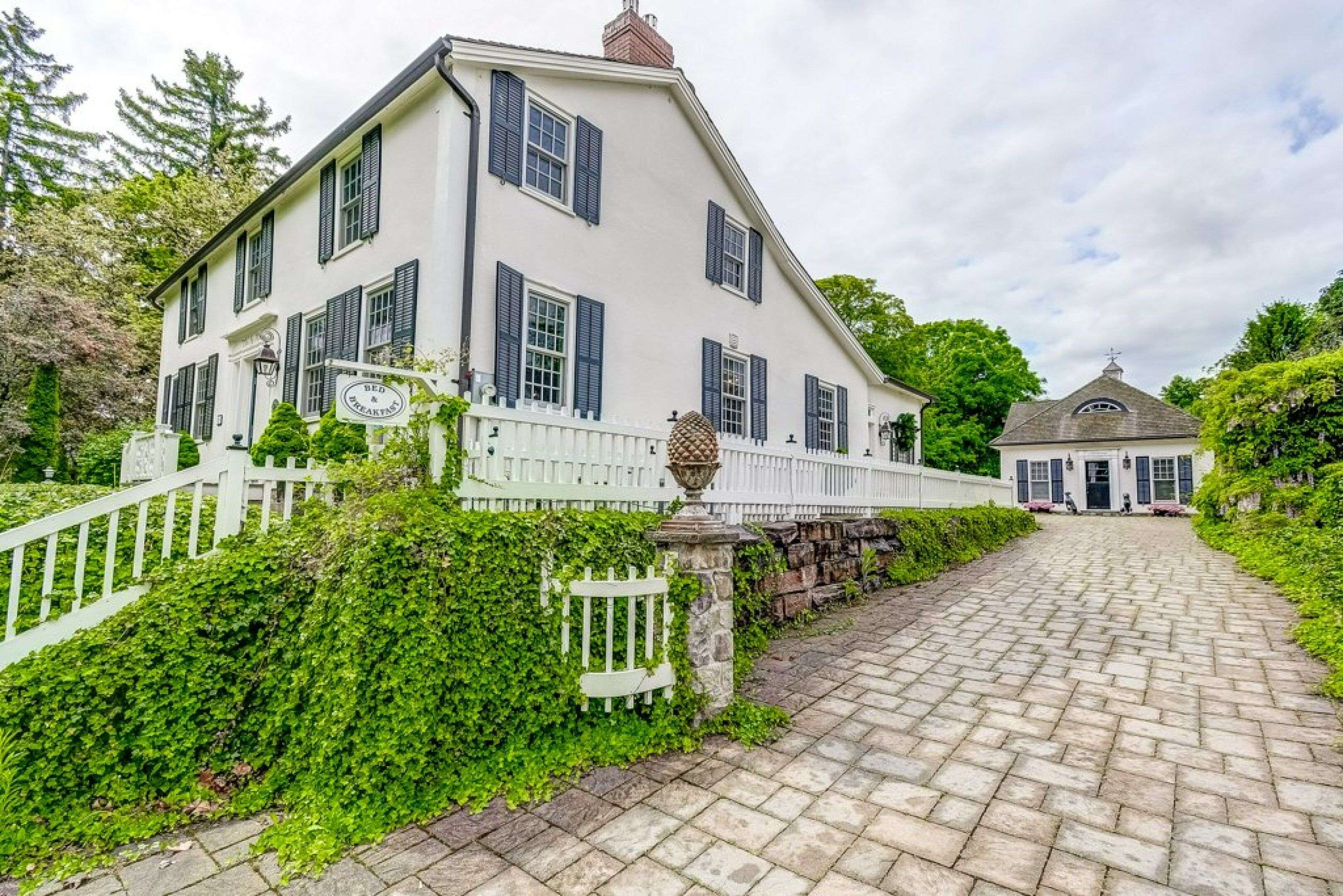 Niagara-on-the-lake, ON L0S 1J0,28 PRIDEAUX ST