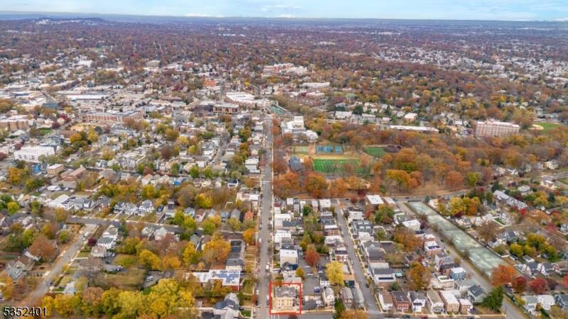 Montclair Twp., NJ 07042,129 Maple Ave