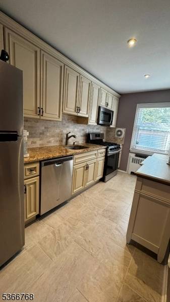 Westfield Town, NJ 07090,53 Sandra Circle #4
