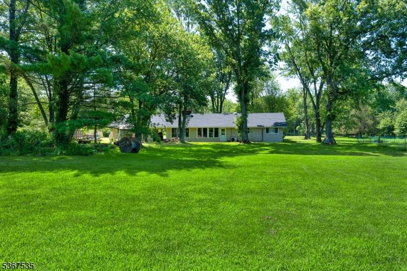 Montgomery Twp., NJ 08558,420 Sunset Rd