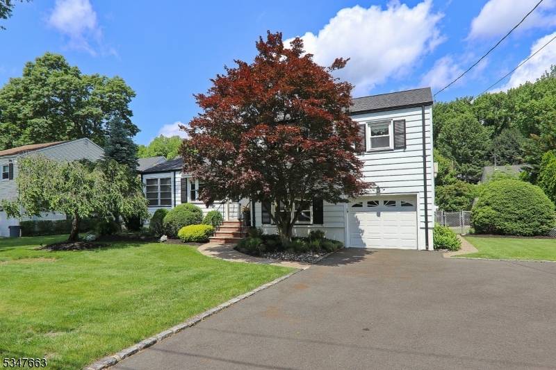Scotch Plains Twp., NJ 07076,2379 Bryant Ave