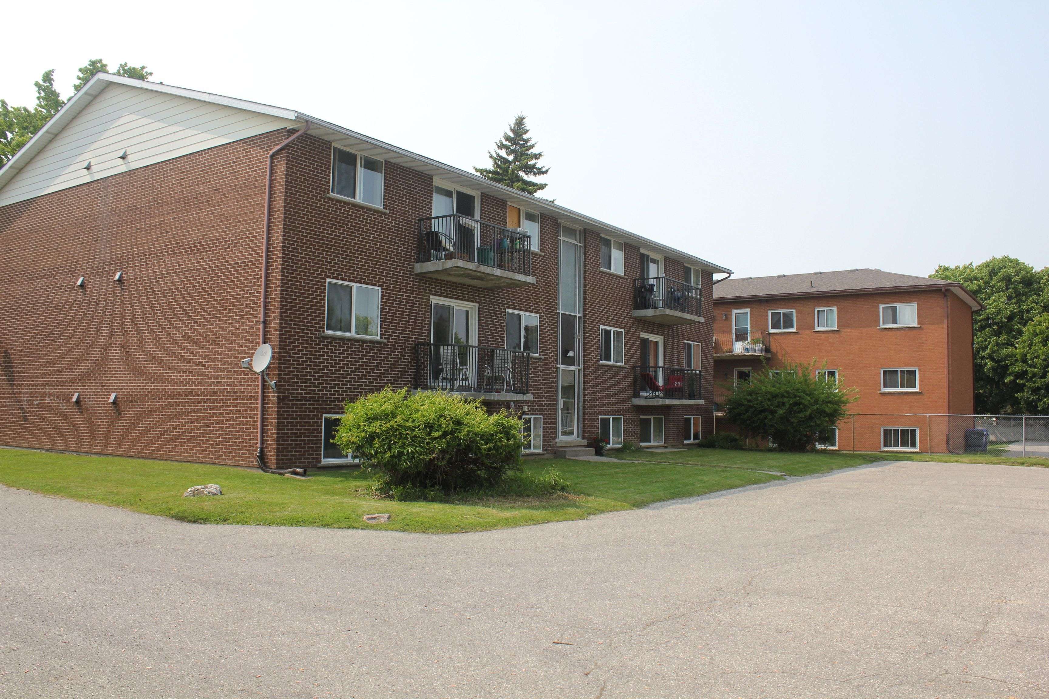 Woolwich, ON N3B 1X2,15 KILLDEER RD