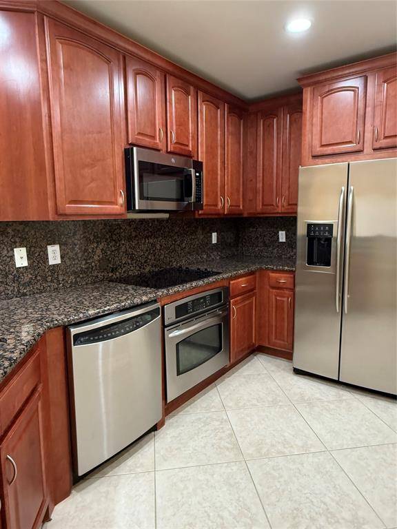Weston, FL 33331,[StreetName,UnitNumber,StreetNumber,StreetDirPrefix]
