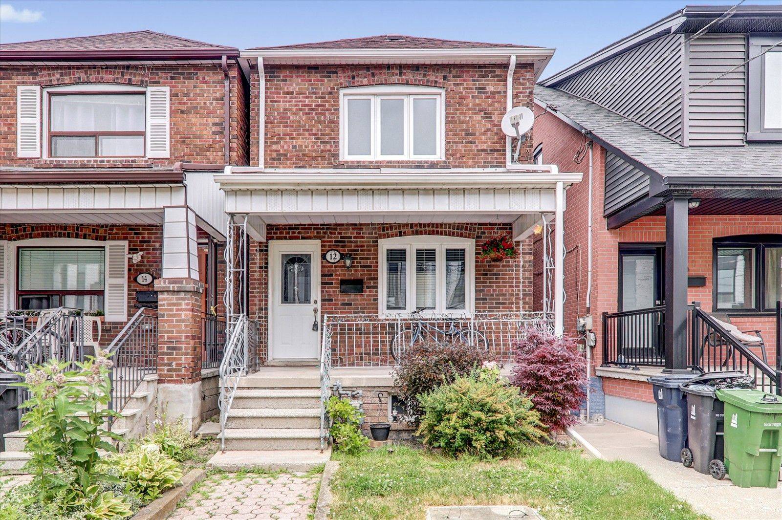 Toronto W03, ON M6E 1M8,12 Innes AVE