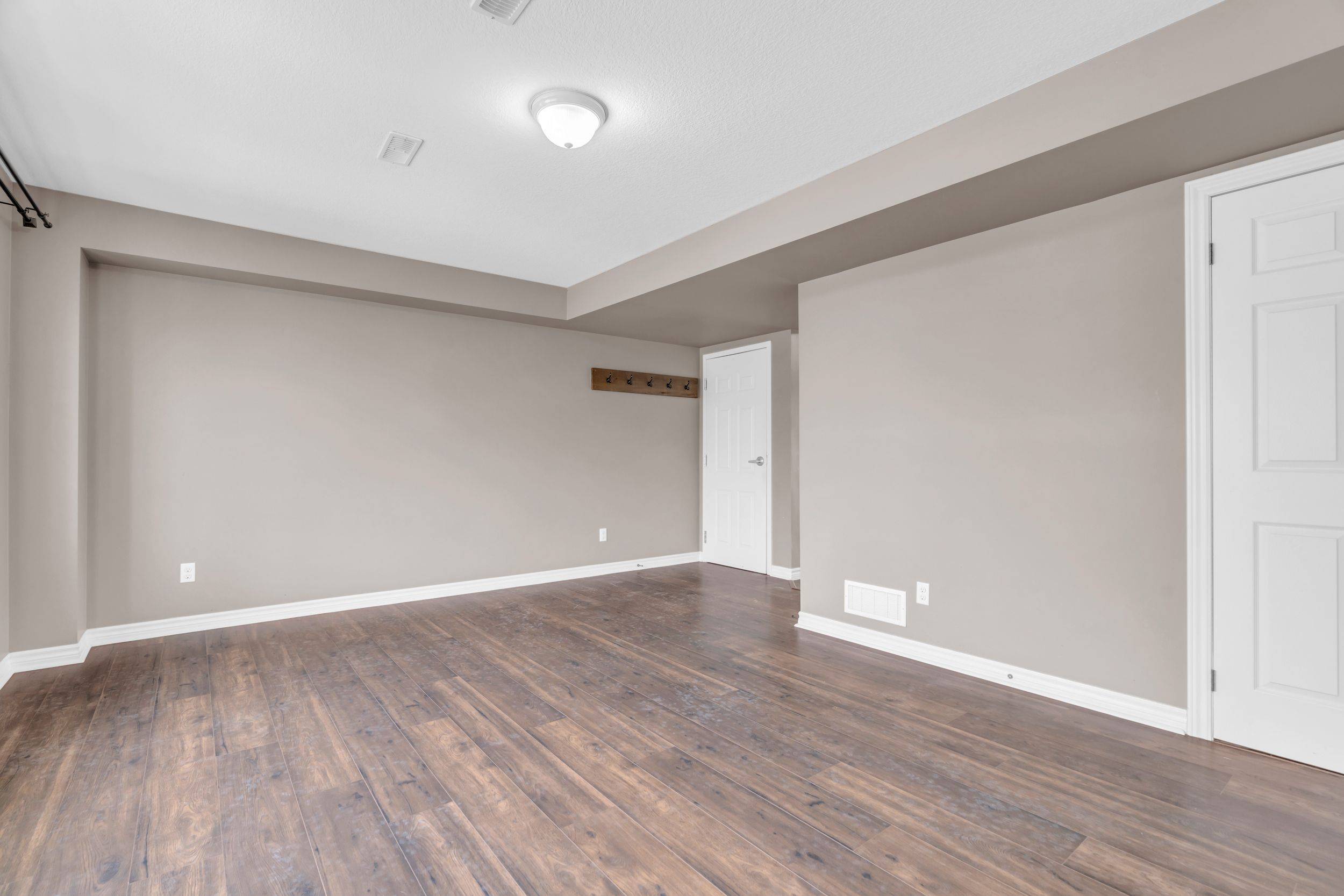 Guelph, ON N1E 0K4,630 Woodlawn RD E #B