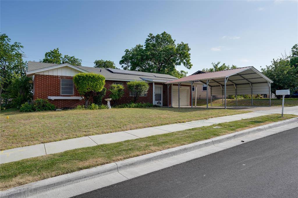 White Settlement, TX 76108,8113 Tumbleweed Trail