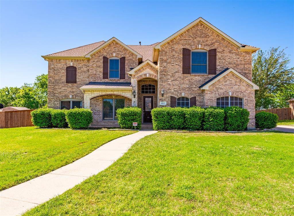 Fort Worth, TX 76052,1617 Bassett Hound Drive