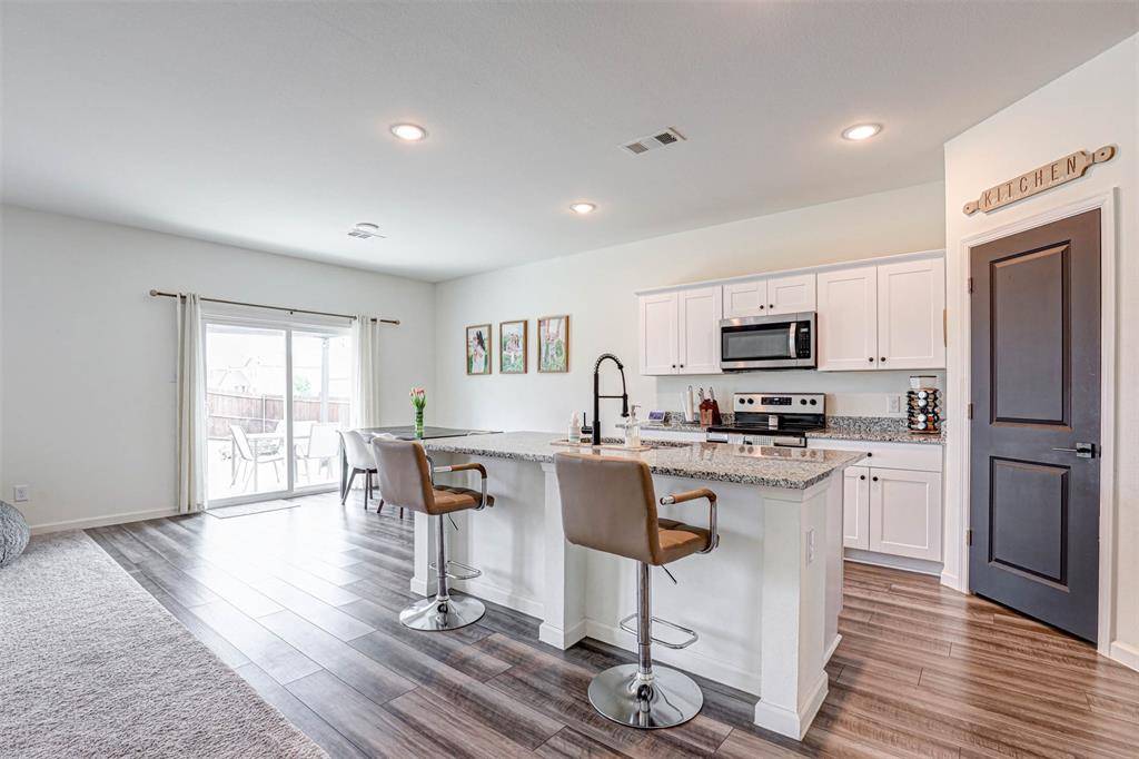 Fort Worth, TX 76052,1600 Shadow Hawk Drive