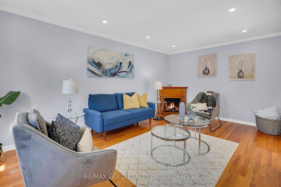 London North, ON N6G 3W4,92 Ardsley RD