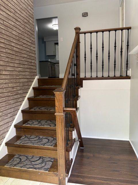 Brampton, ON L6W 3K5,65 Mary ST