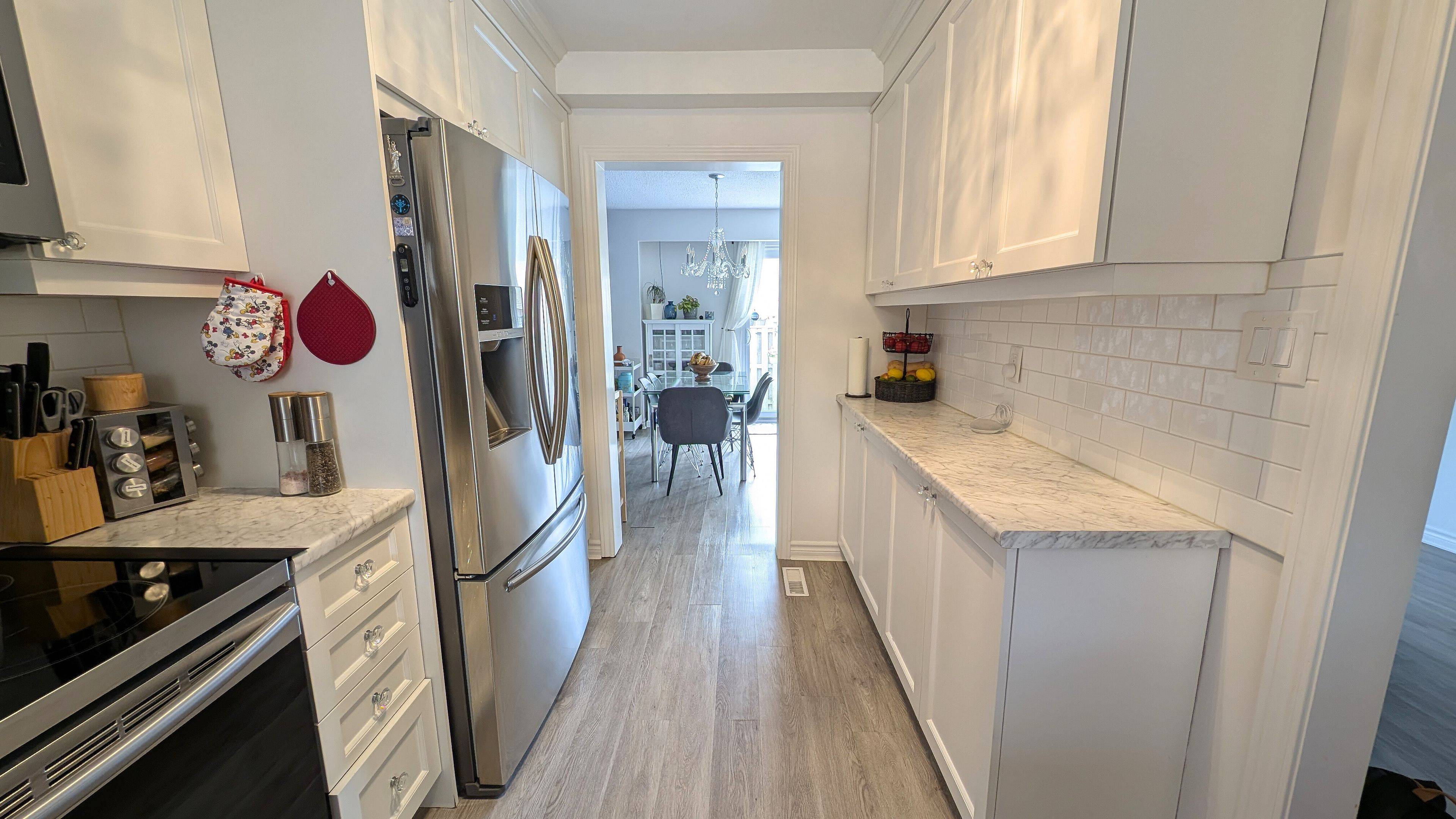 Hamilton, ON L8W 1N9,910 Limeridge RD E