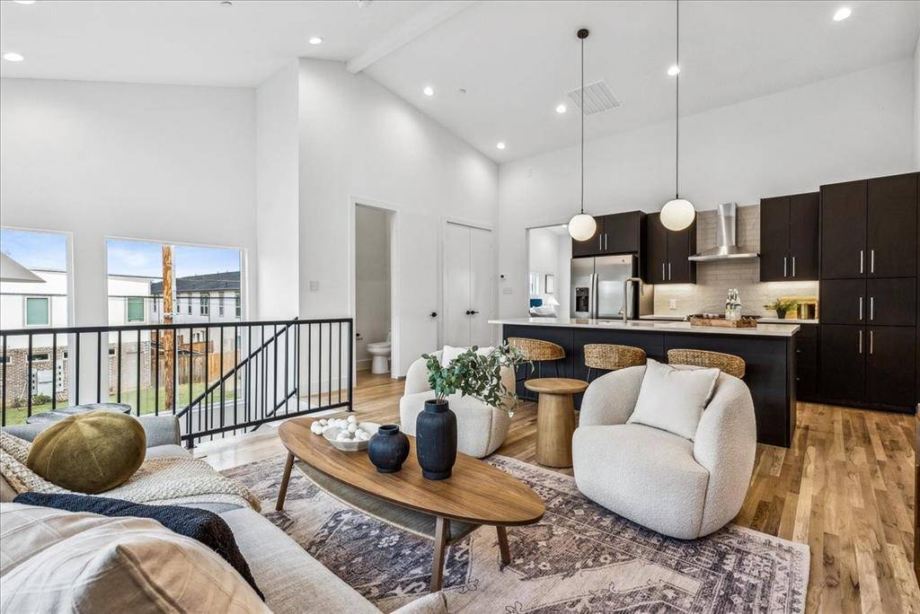 Dallas, TX 75235,2138 Lovedale Avenue #102
