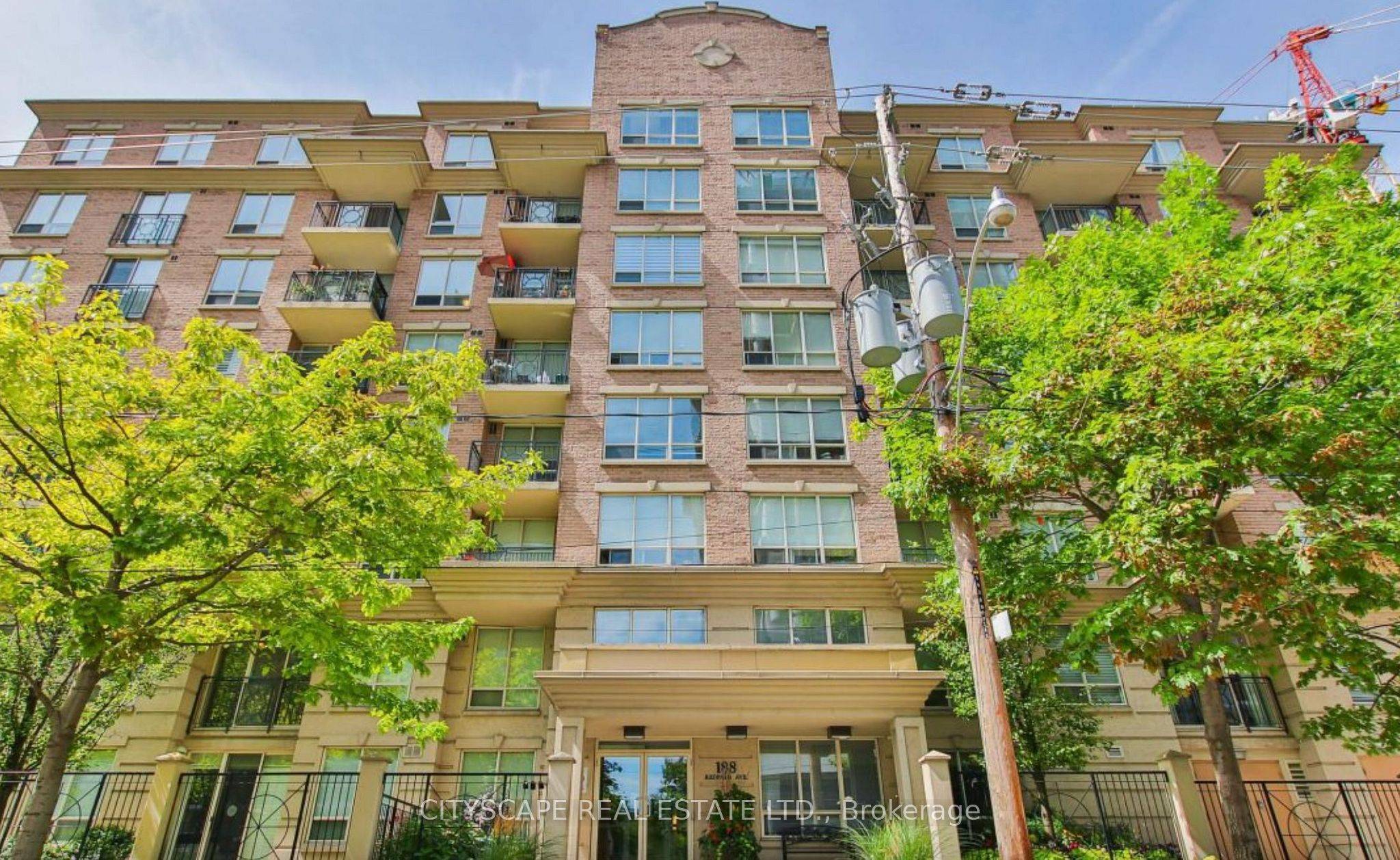 Toronto C10, ON M4P 3J2,188 Redpath AVE #PH1