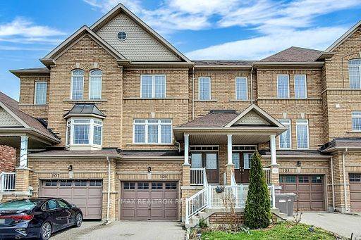 Bradford West Gwillimbury, ON L3Z 2A5,105 Matthewson AVE