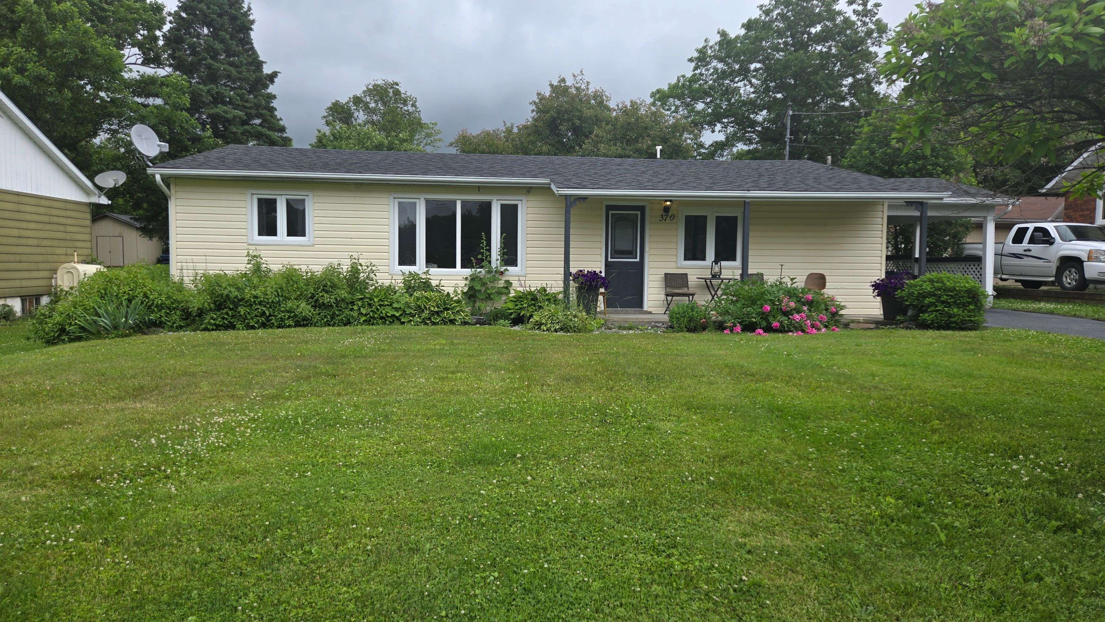 Powassan, ON P0H 1Z0,370 Elm ST