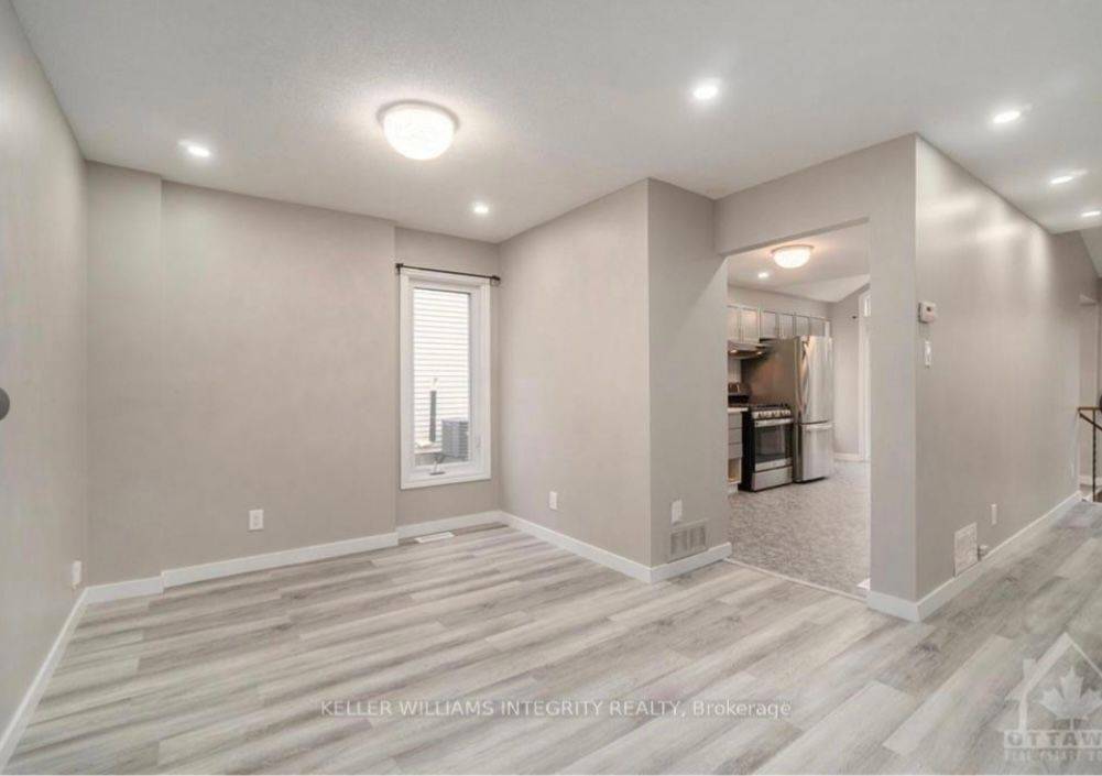 Orleans - Cumberland And Area, ON K4A 1N6,563 LATOUR CRES