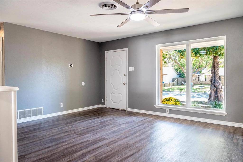 Sherman, TX 75090,809 E Centennial Street