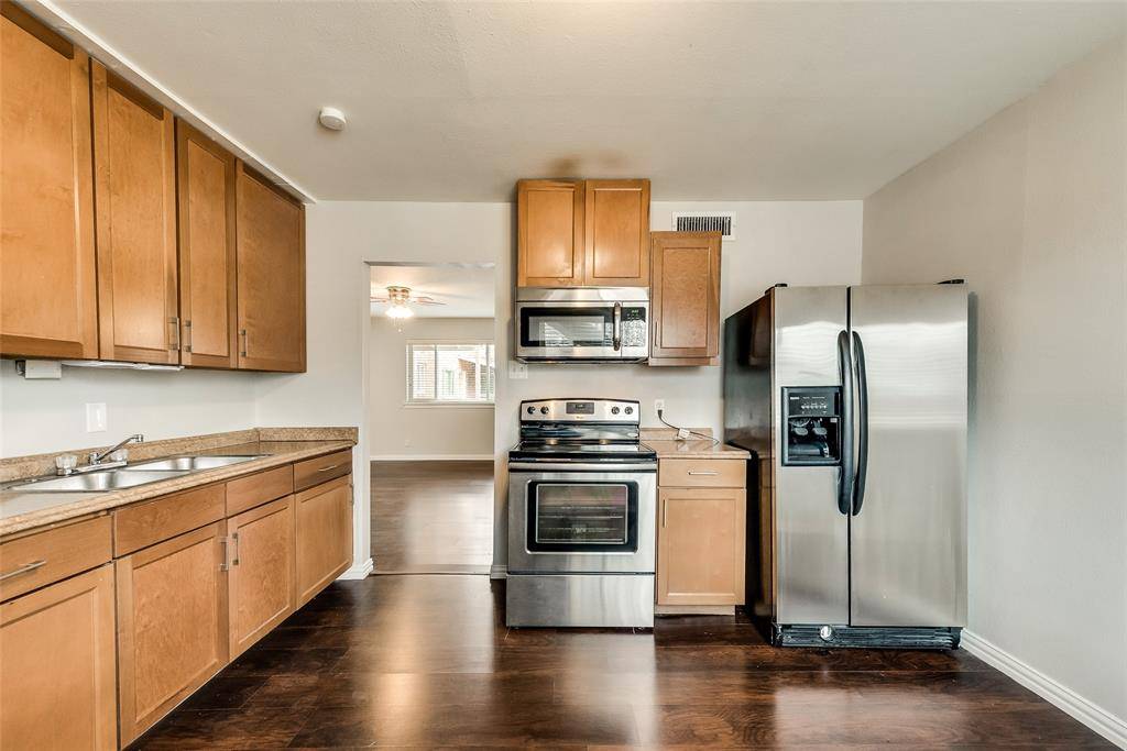 Dallas, TX 75214,5114 Columbia #109